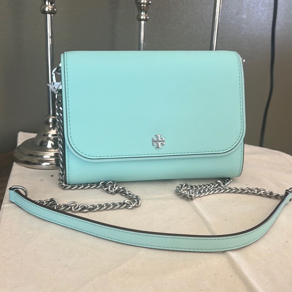 Tory Burch chain wallet crossbody - Picture 1 of 6
